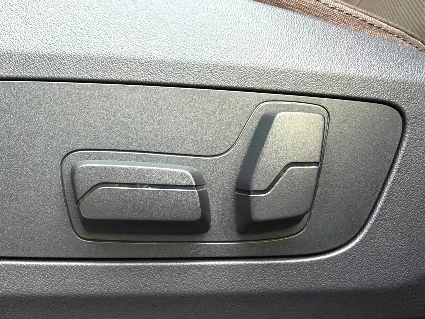 BMW X1 2023 — Photo 9/20