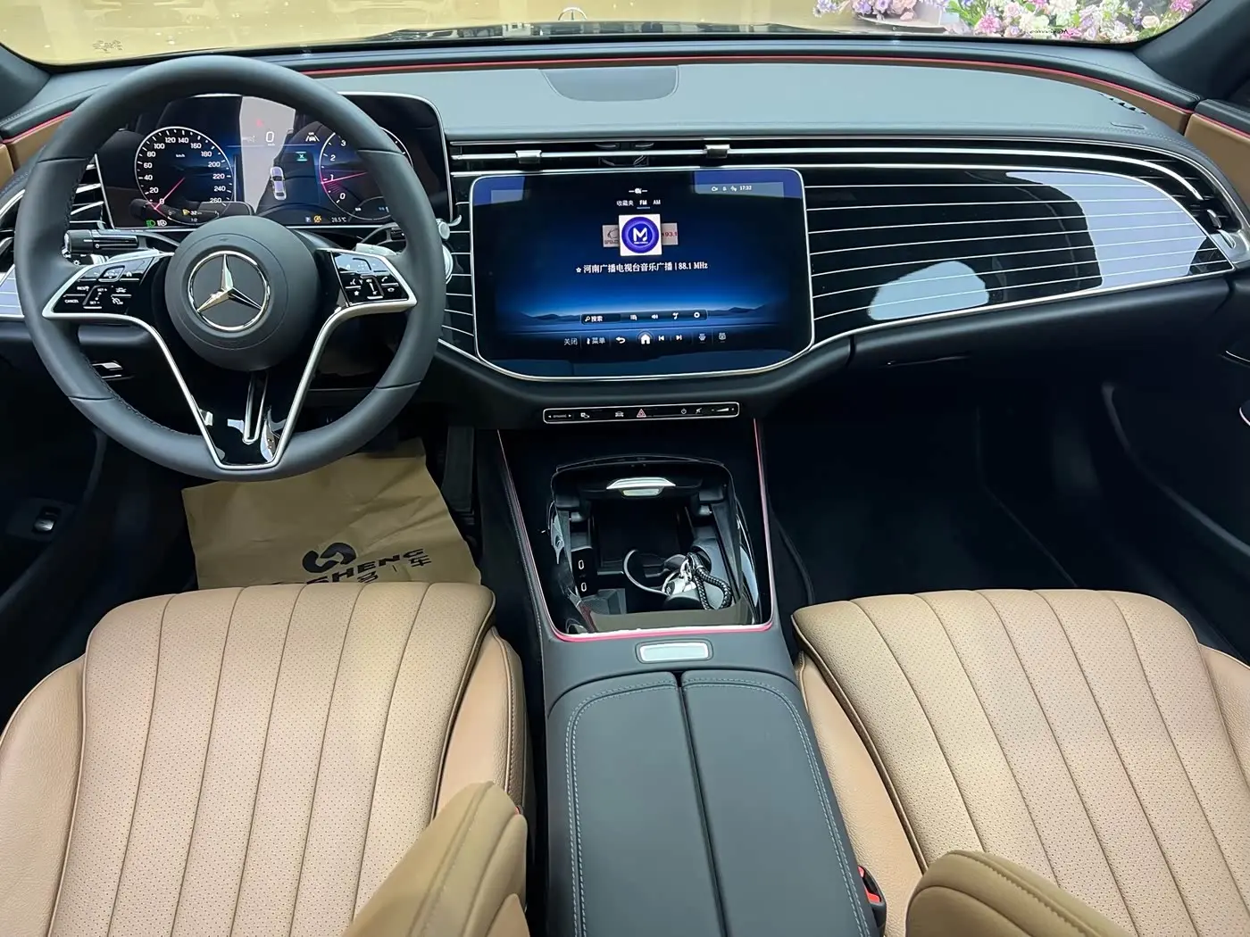 Mercedes-Benz E-Class 2025 — Şəkil 20/20
