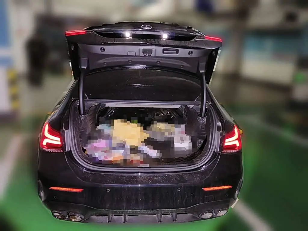 Mercedes-Benz A-Class AMG 2021 — Photo 4/12