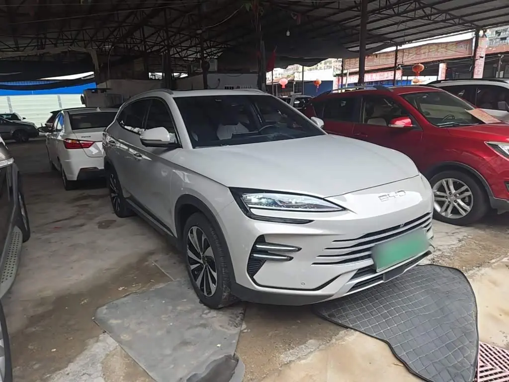 BYD Song PLUS PHEV 2024 — Photo 4/20