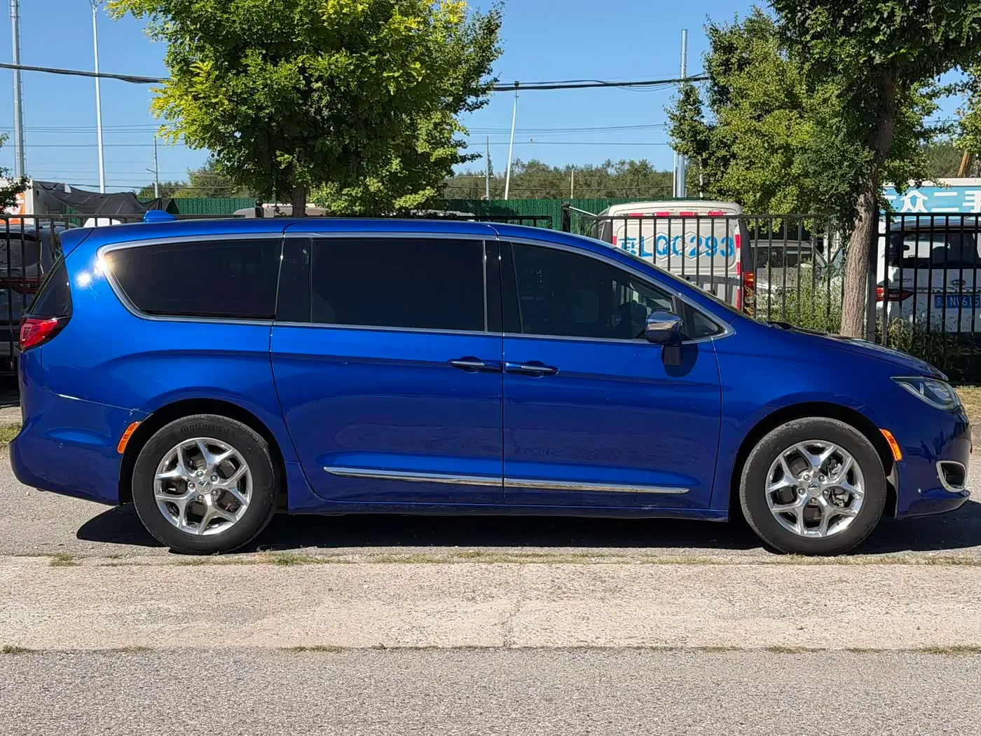 Chrysler Grand Voyager 2019 — Photo 7/16