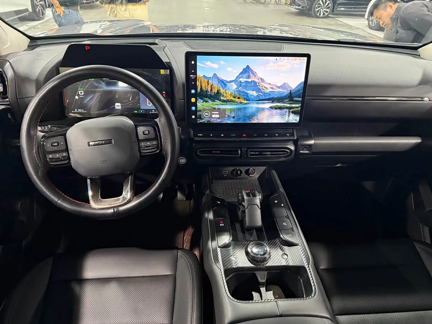 Haval Second-Generation Big Dog New Energy 2023 — Photo 7/9