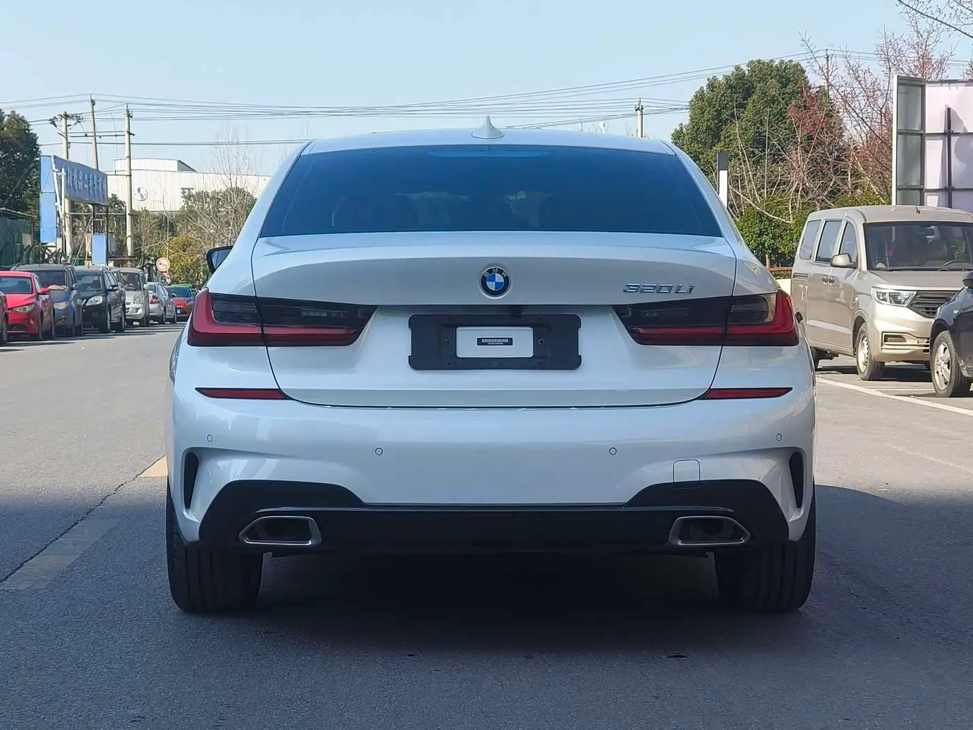BMW 3 Series 2022 — Photo 10/13