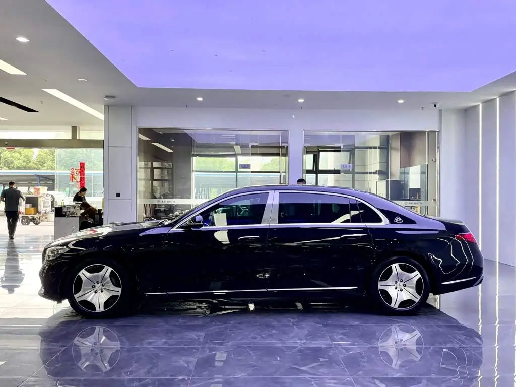 Mercedes-Benz Maybach S-Class 2025 — Фото 3/20