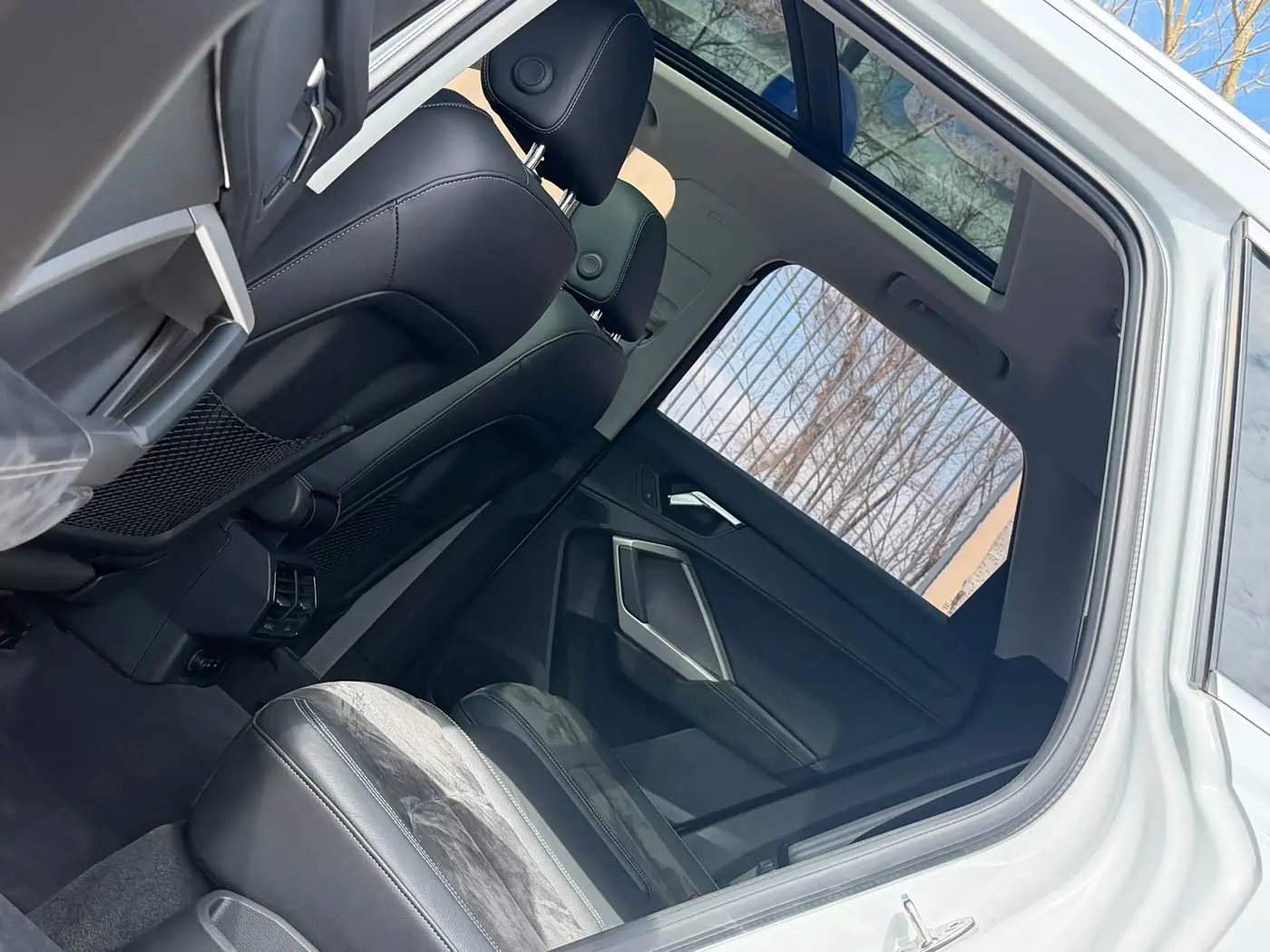 Audi Q3 2022 — Şəkil 11/16