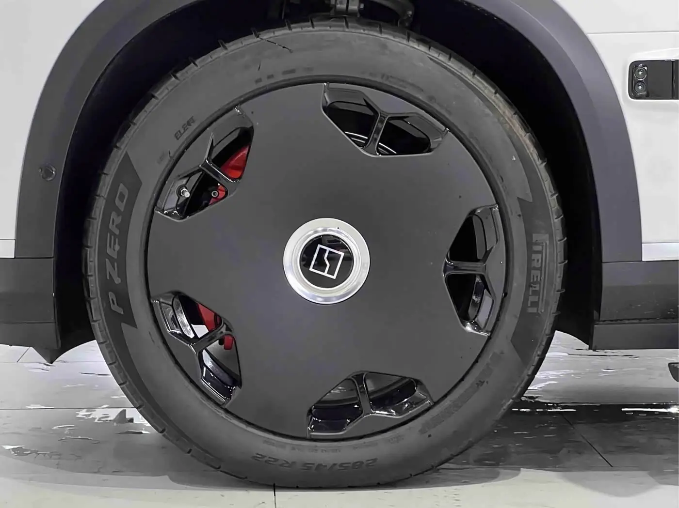 ZEEKR 9X 2026 — Photo 11/20