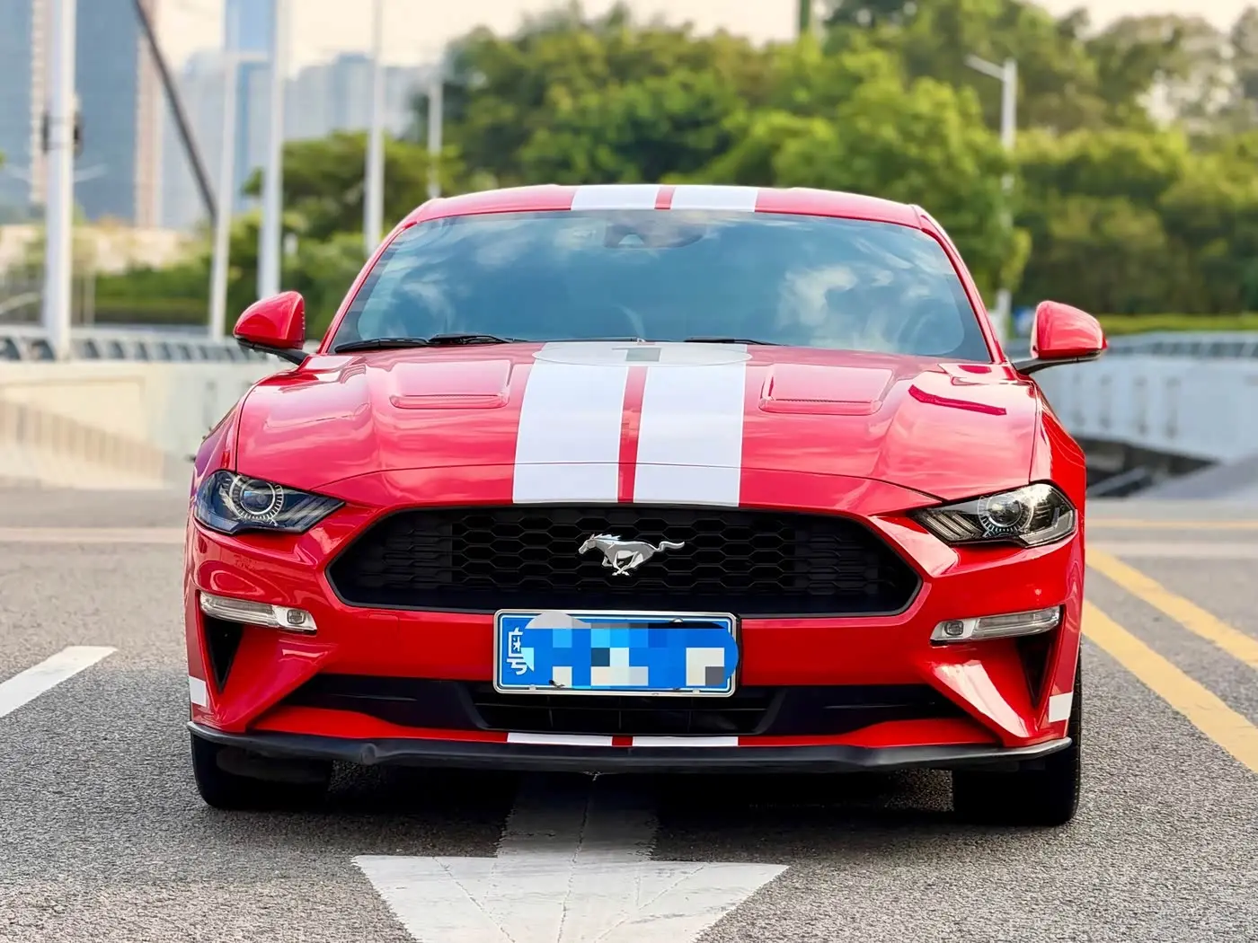 Ford Mustang 2019 — Photo 2/9