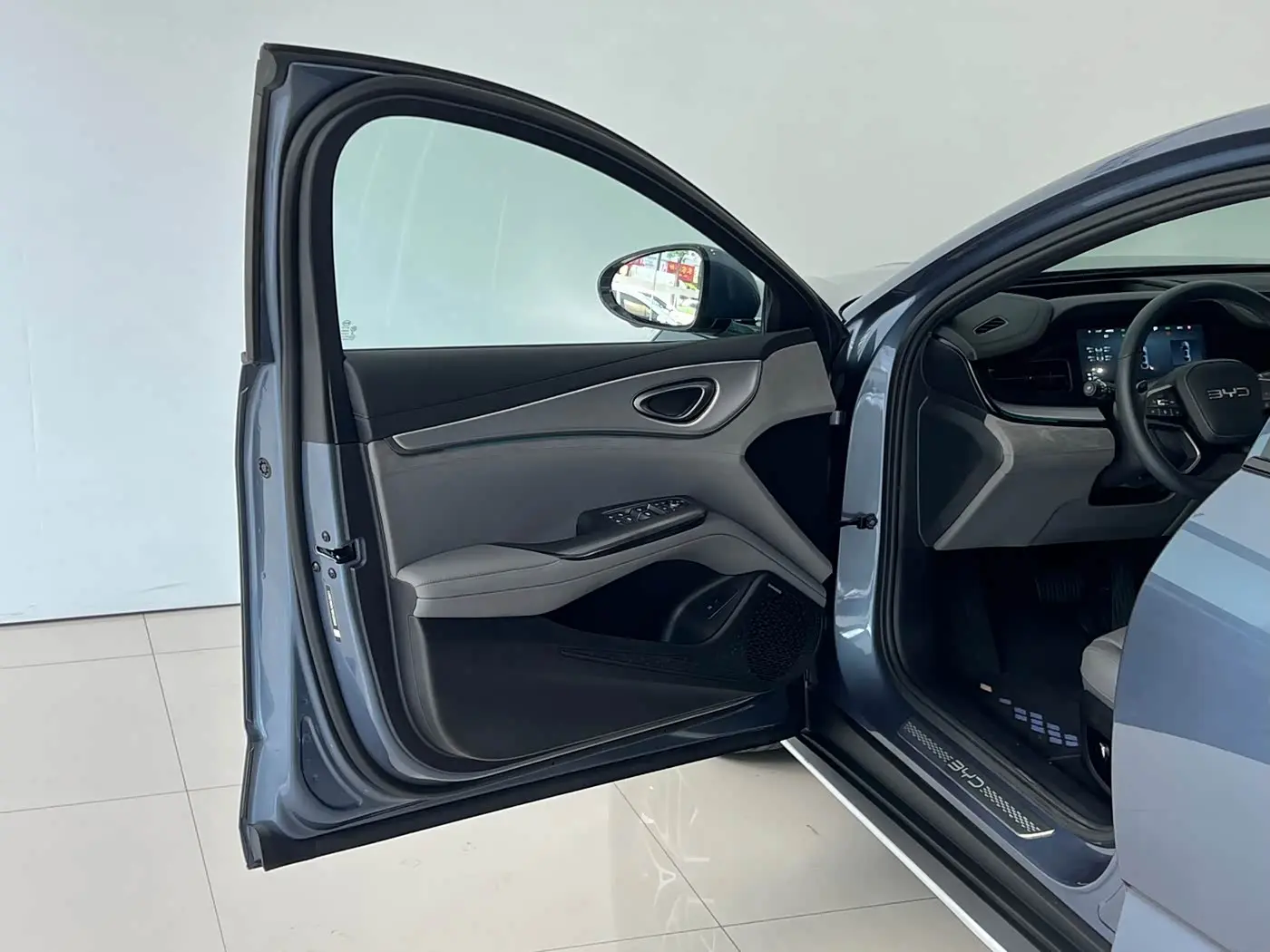 BYD Seal 07 DM-i 2025 — Şəkil 14/20