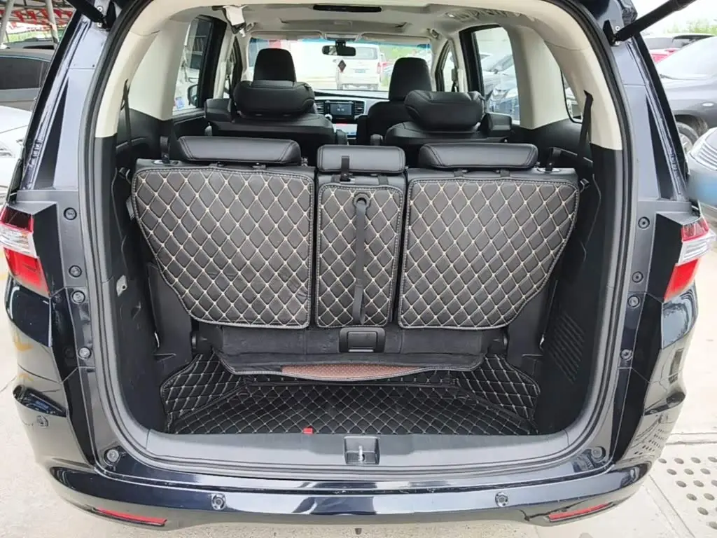 Honda Odyssey 2019 — Photo 19/20