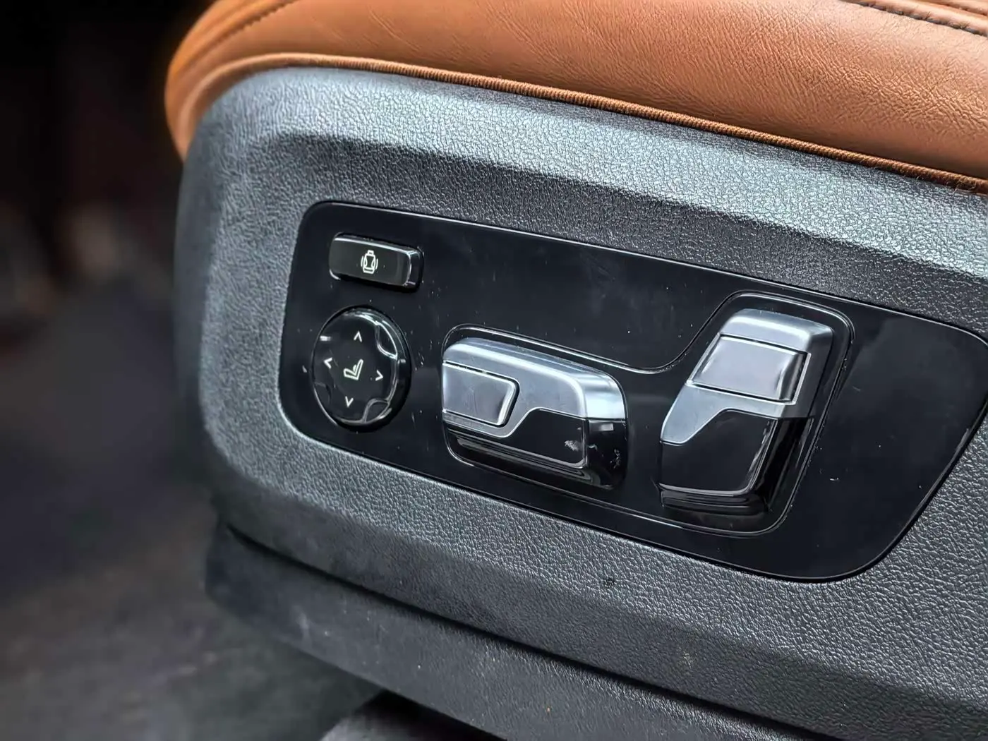 BMW X7 2021 — Фото 20/20