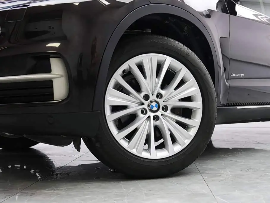 BMW X5 2015 — Фото 3/19
