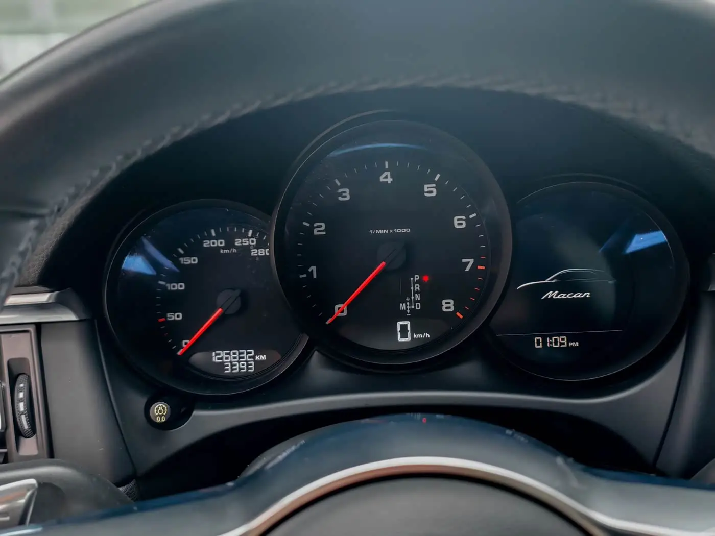 Porsche Macan 2019 — Фото 13/20