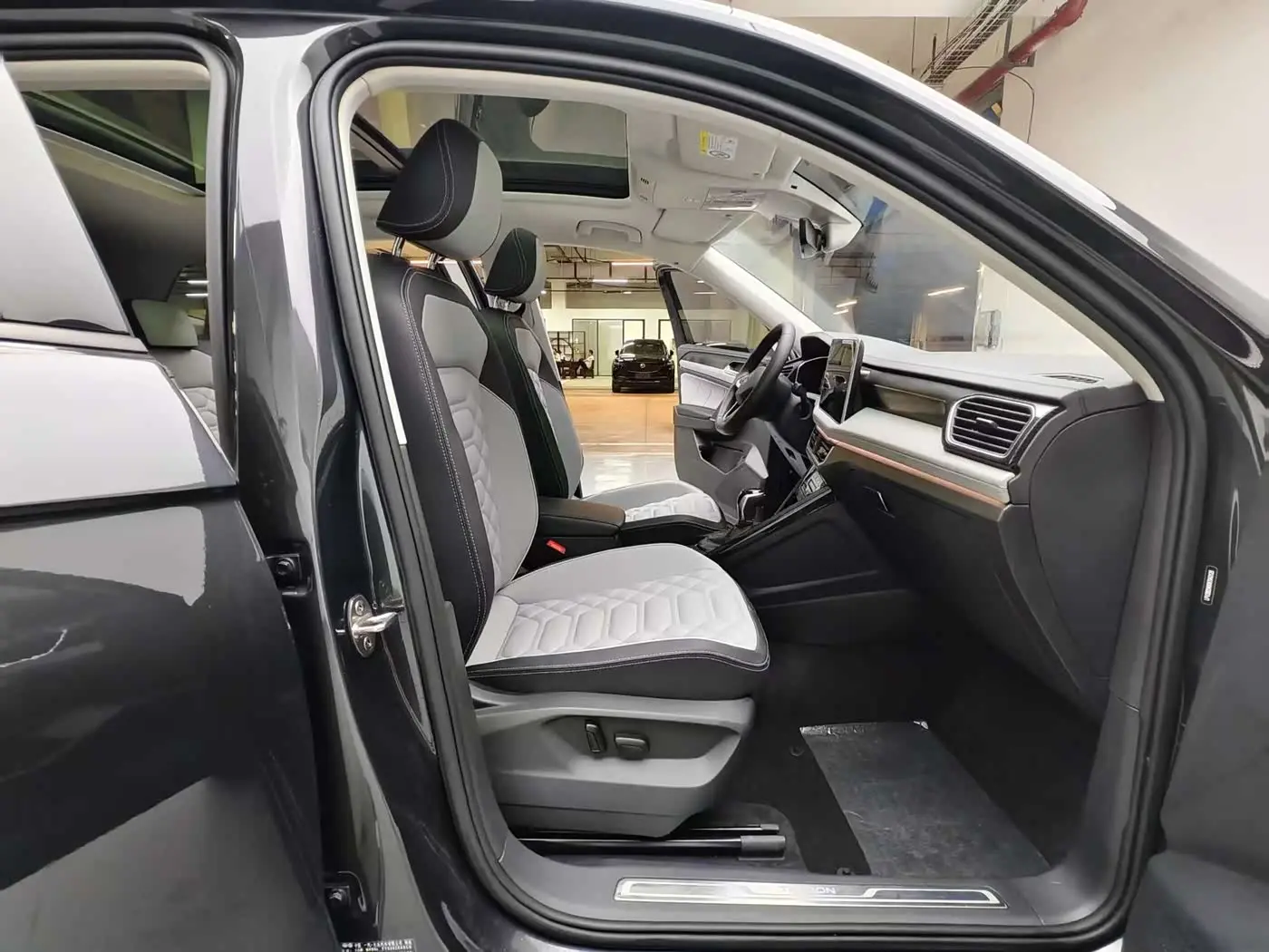 Volkswagen Tayron 2023 — Photo 12/20