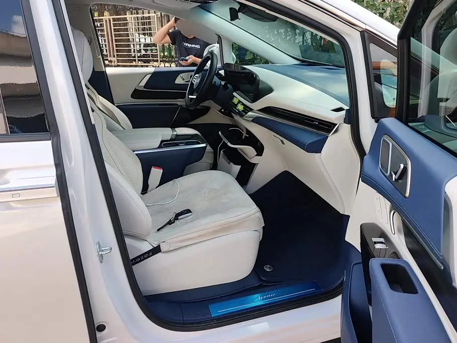 Buick Century 2025 — Photo 8/16