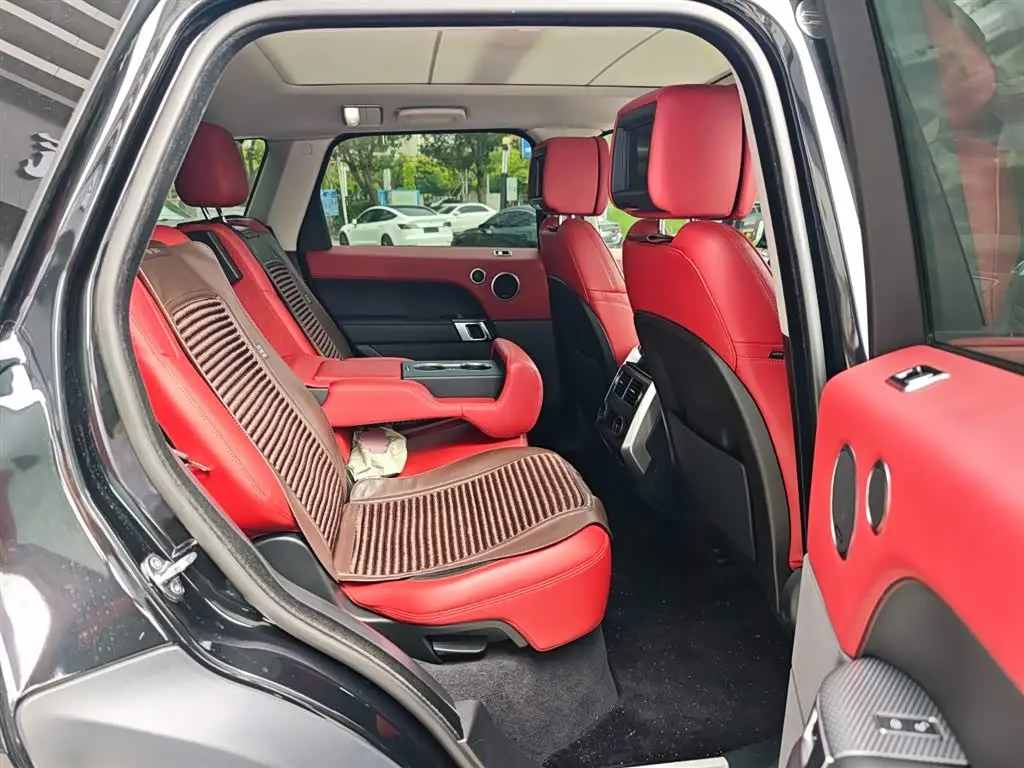 Land Rover Range Rover Sport 2019 — Şəkil 12/19