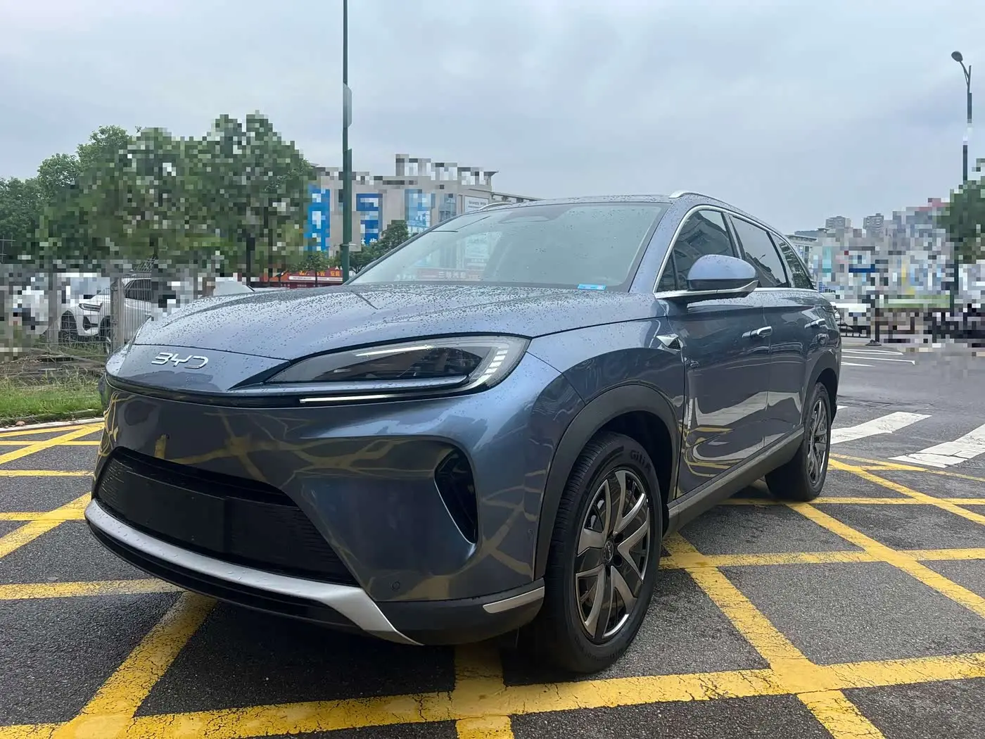 BYD Hai Shi 07 DM-i 2026 — Şəkil 1/18