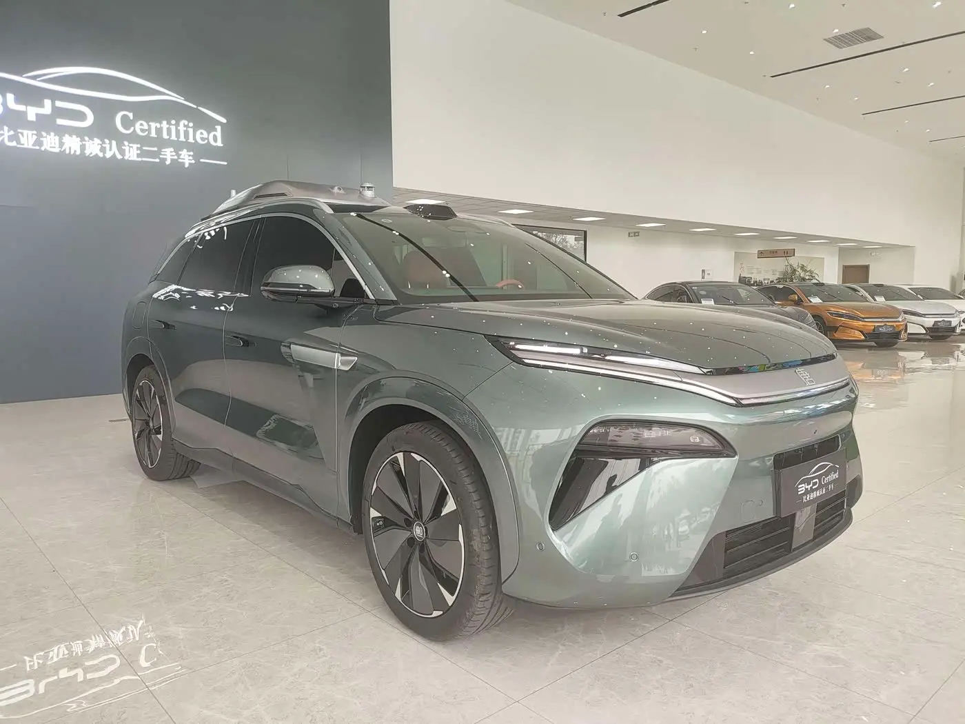 BYD Tang L 2025 — Photo 3/16