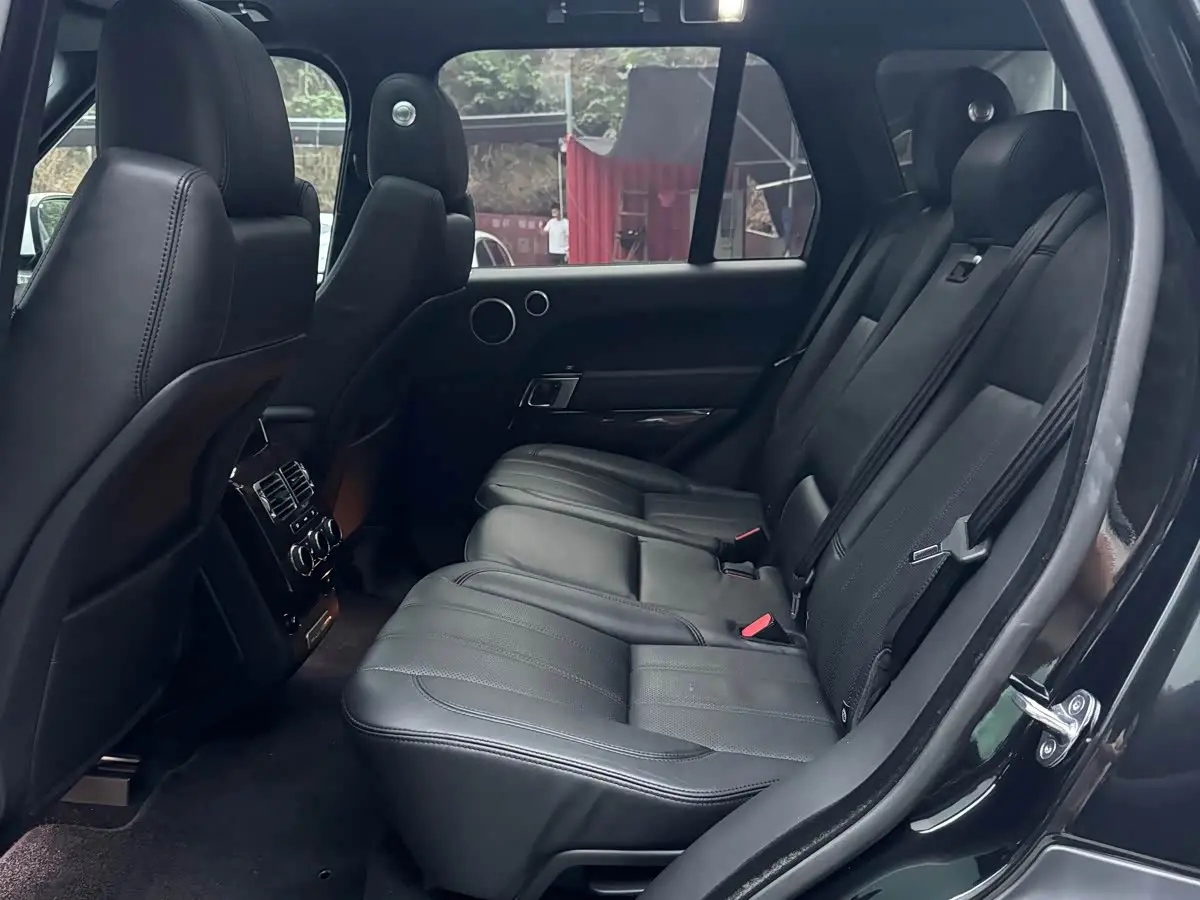 Land Rover Range Rover 2013 — Photo 19/20