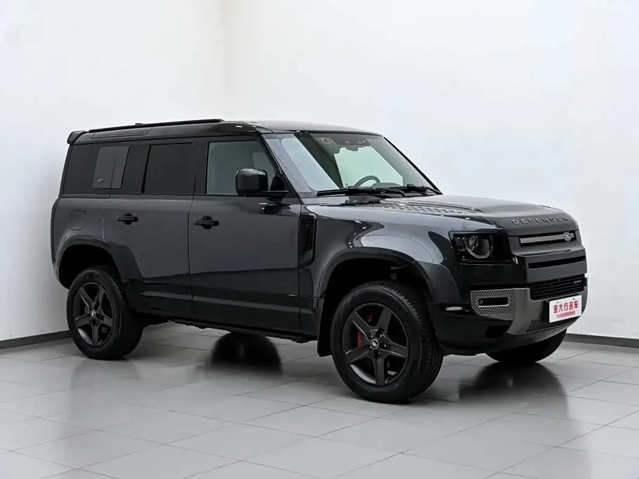 Land Rover Defender 2023 — Photo 4/20