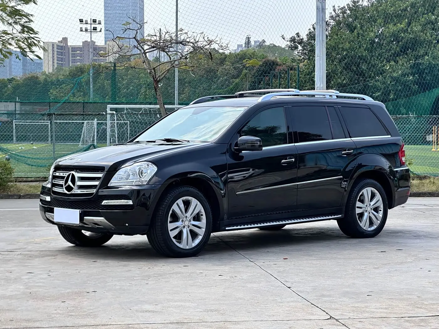 Mercedes-Benz GL-Class 2012 — Photo 1/20