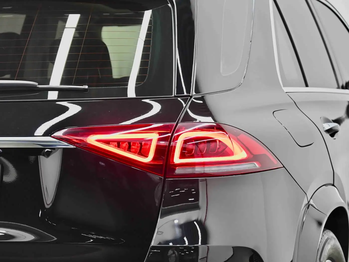 Mercedes-Benz GLE New Energy 2022 — Photo 4/20