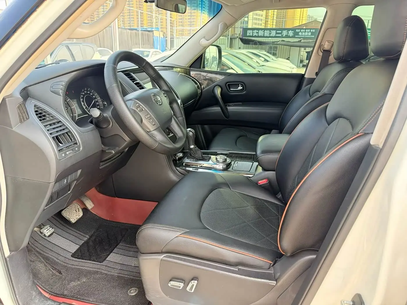 Nissan Patrol 2019 — Photo 6/6