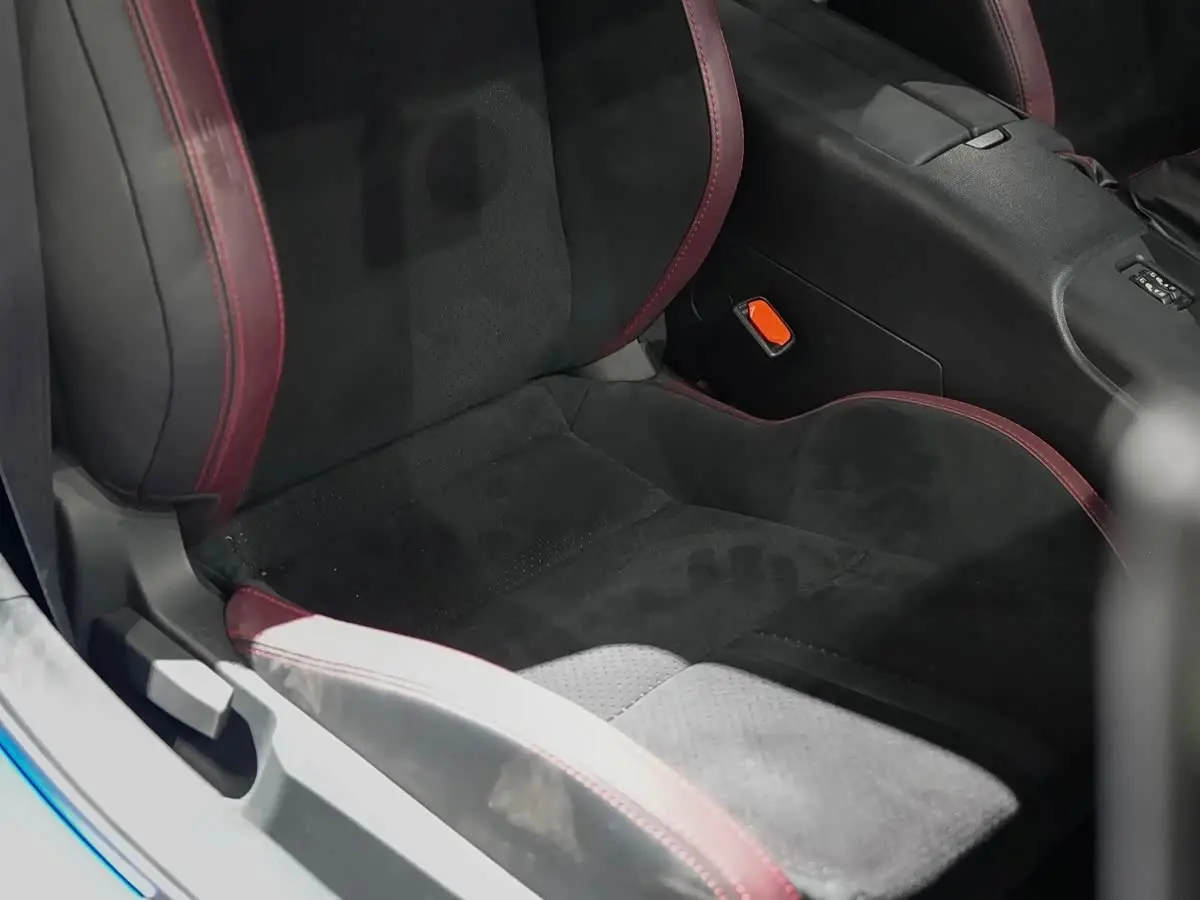 Subaru BRZ 2025 — Şəkil 9/10