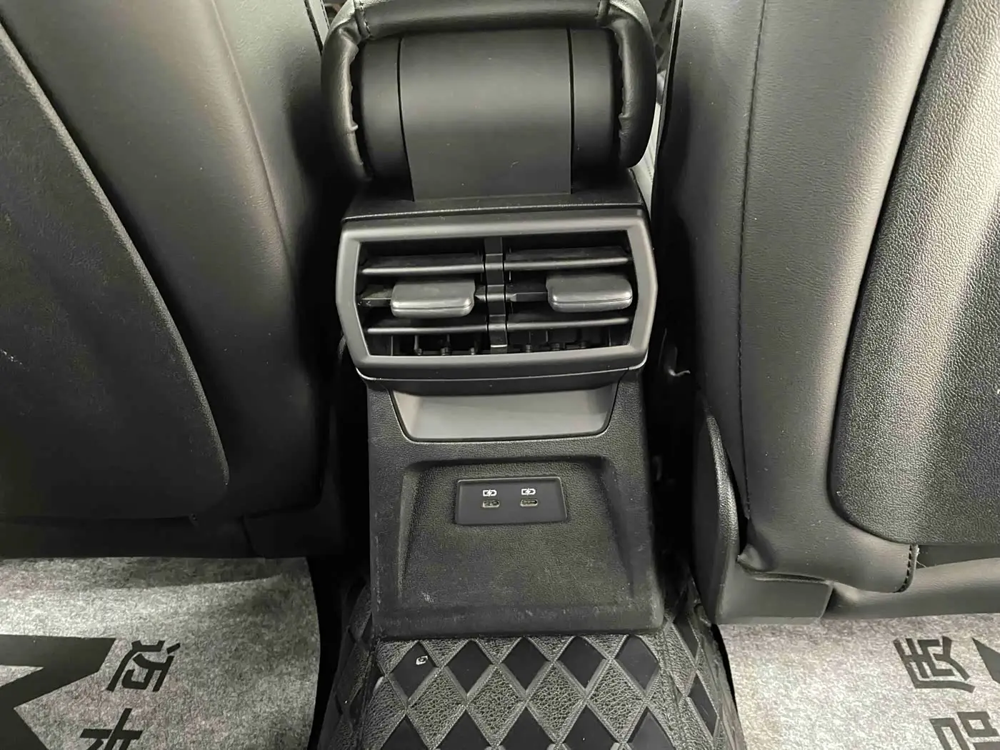 Audi A3 2022 — Photo 8/16