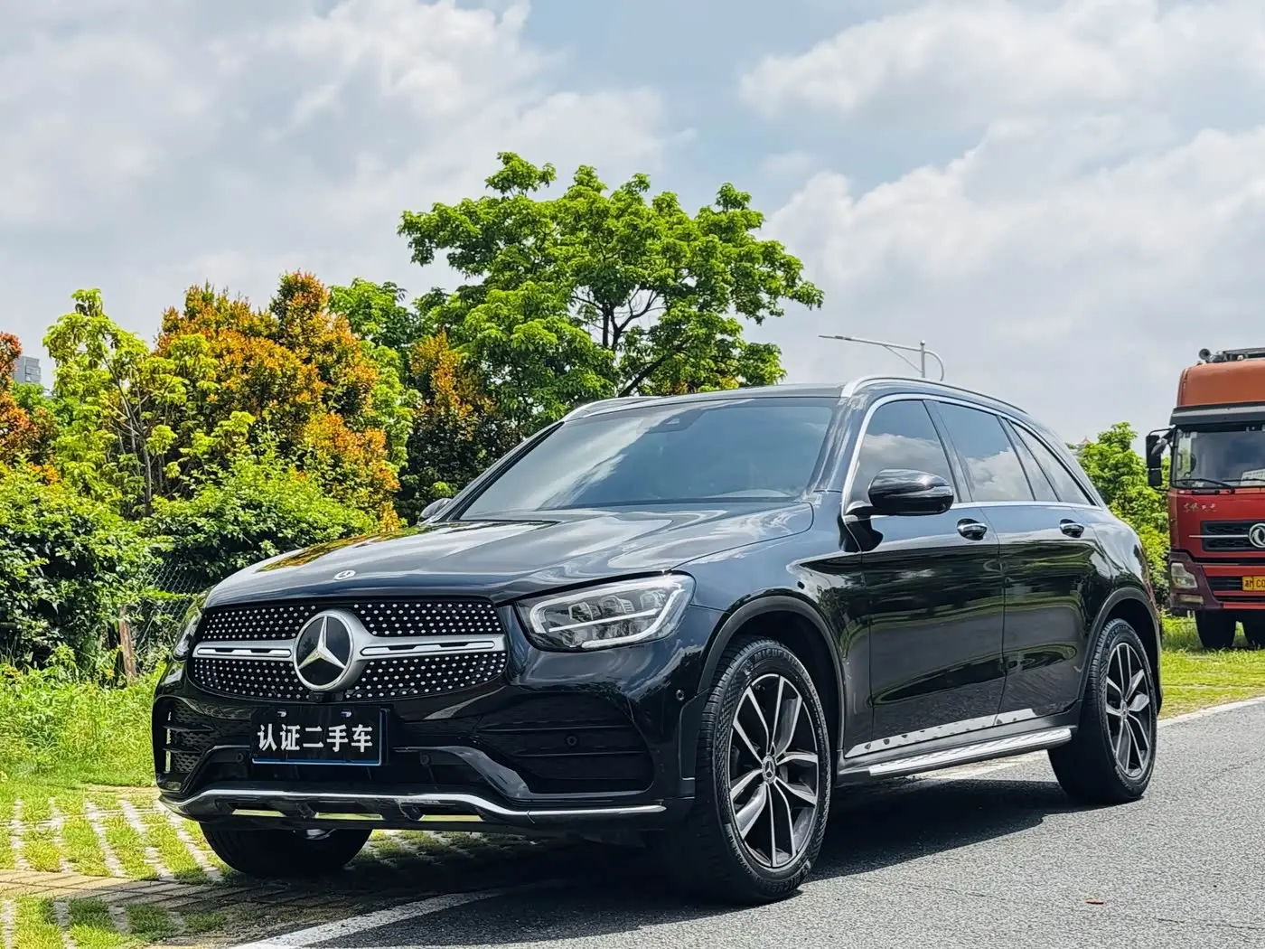 Mercedes-Benz GLC 2021 — Фото 1/20