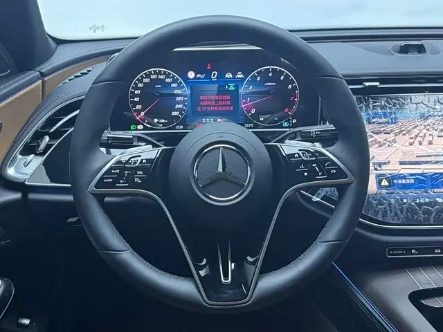 Mercedes-Benz E-Class 2025 — Фото 13/16
