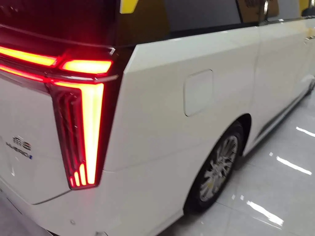 GAC Trumpchi Trumpchi M8 2025 — Photo 7/19