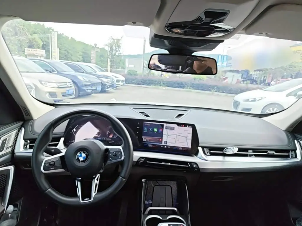 BMW X1 2024 — Фото 10/20
