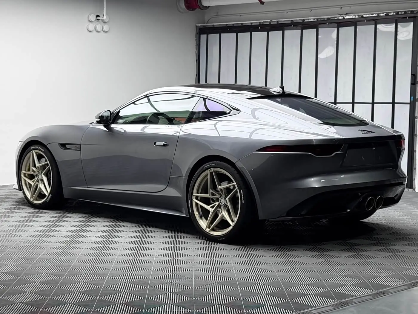 Jaguar F-TYPE 2024 — Photo 8/20