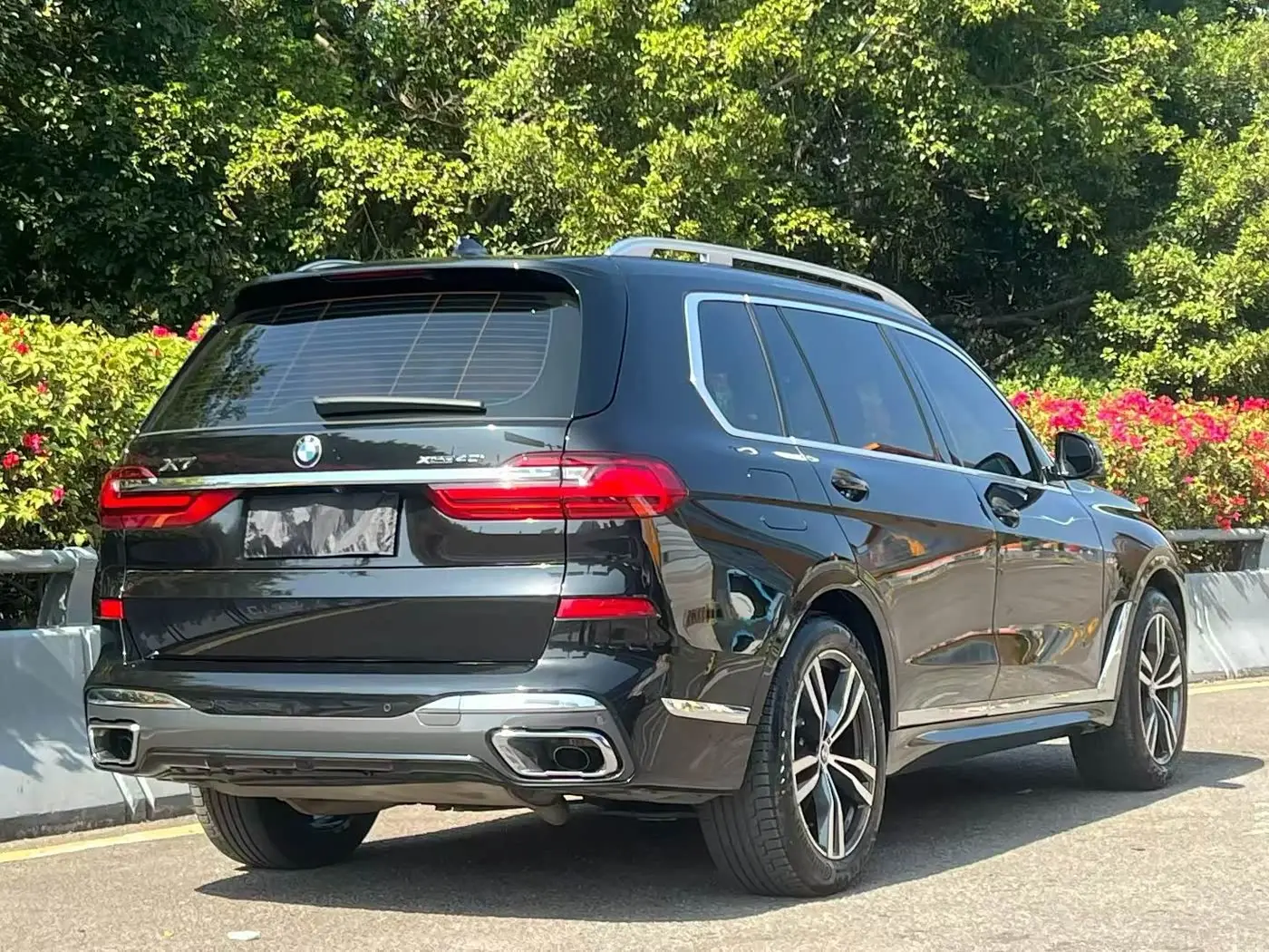 BMW X7 2020 — Photo 9/9