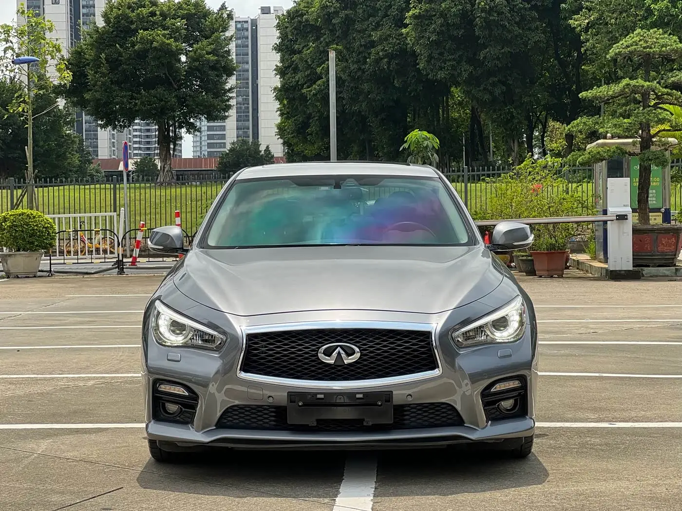 Infiniti Q50 2017 — Фото 2/20