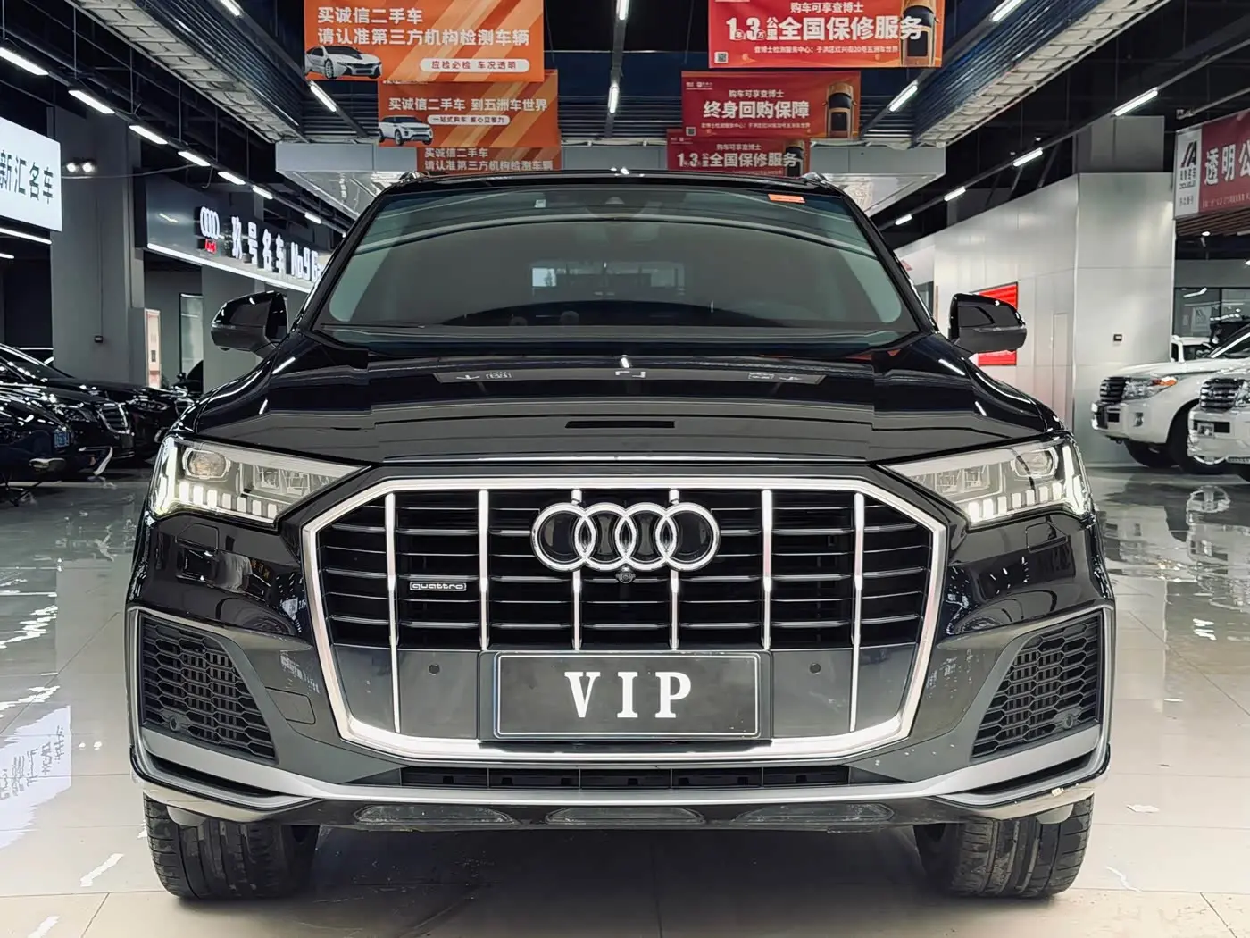 Audi Q7 2020 — Фото 2/13