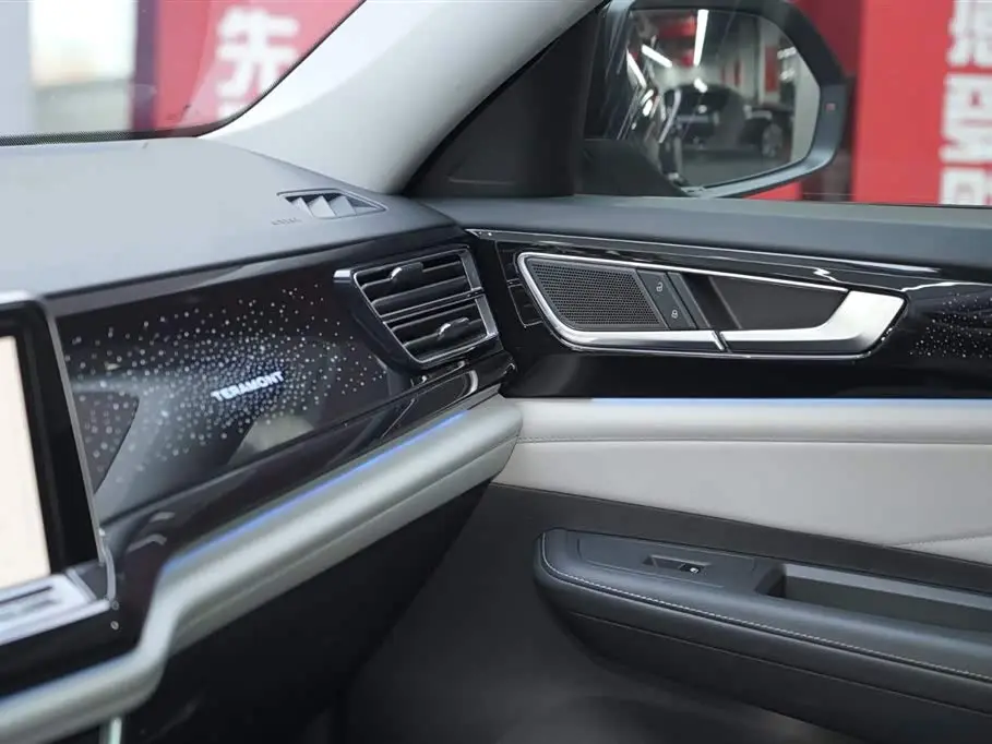 Volkswagen Teramont 2024 — Photo 17/20