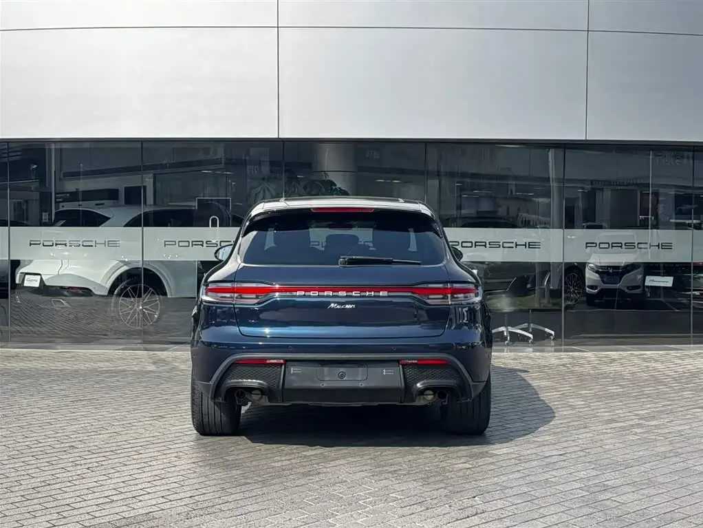 Porsche Macan 2022 — Фото 6/15