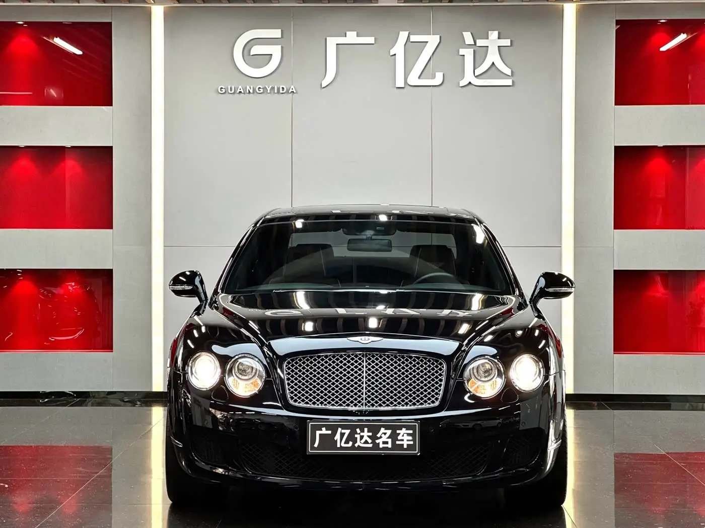 Bentley Flying Spur 2012 — Фото 2/20