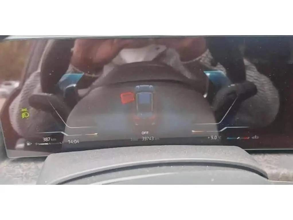 BMW X5 2024 — Photo 8/12