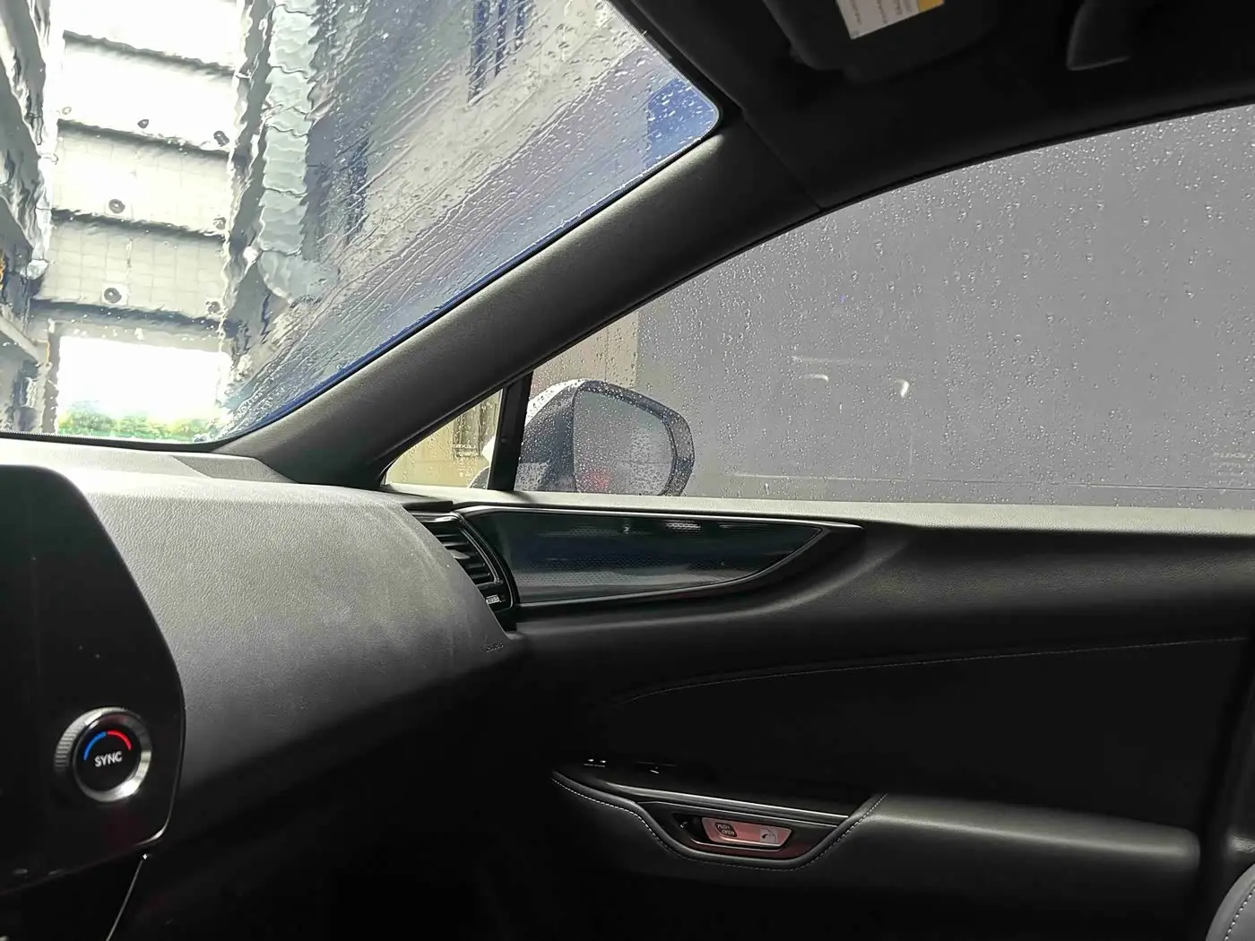 Lexus NX 2024 — Photo 15/20