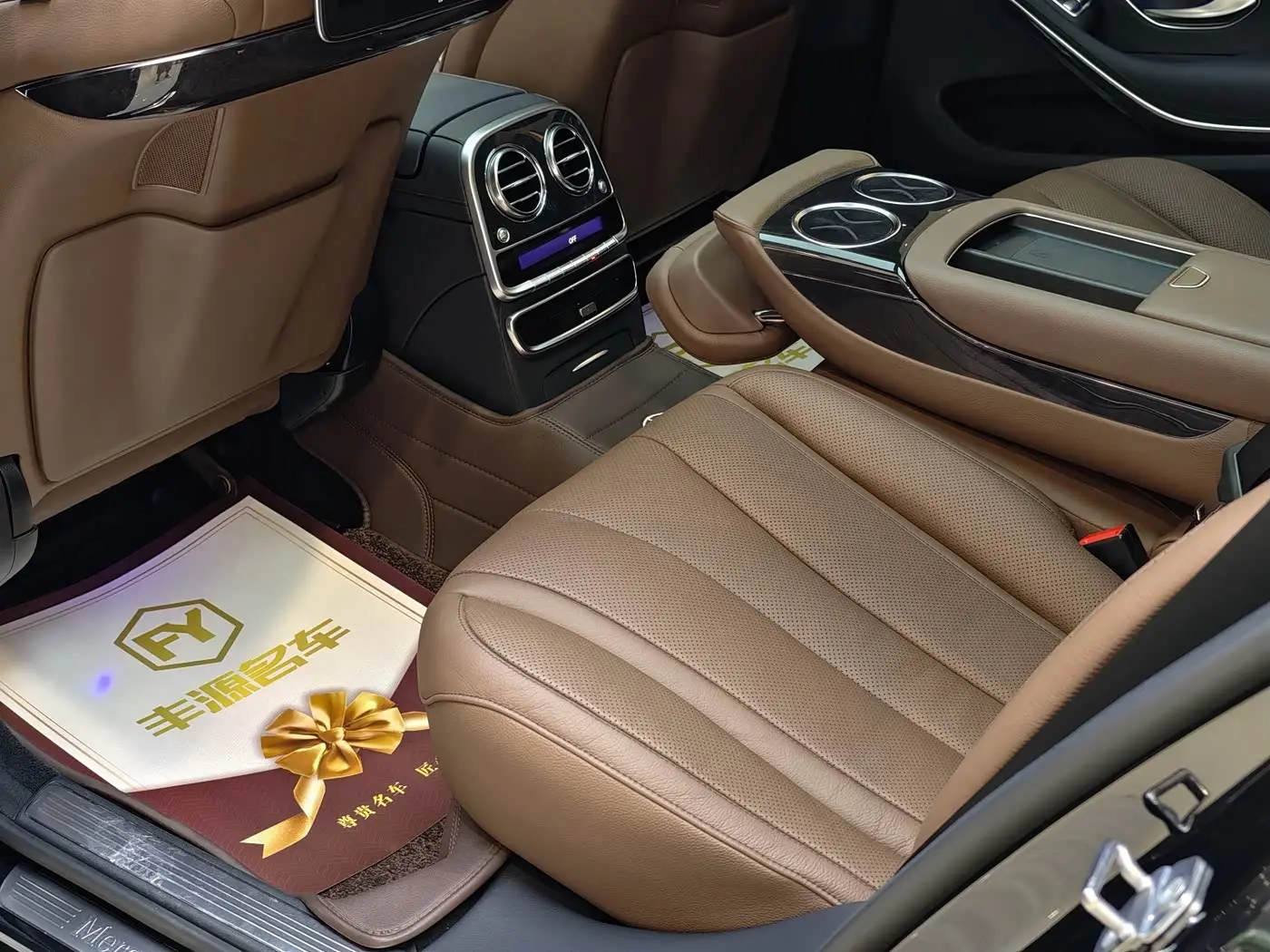 Mercedes-Benz S-Class 2019 — Фото 10/20