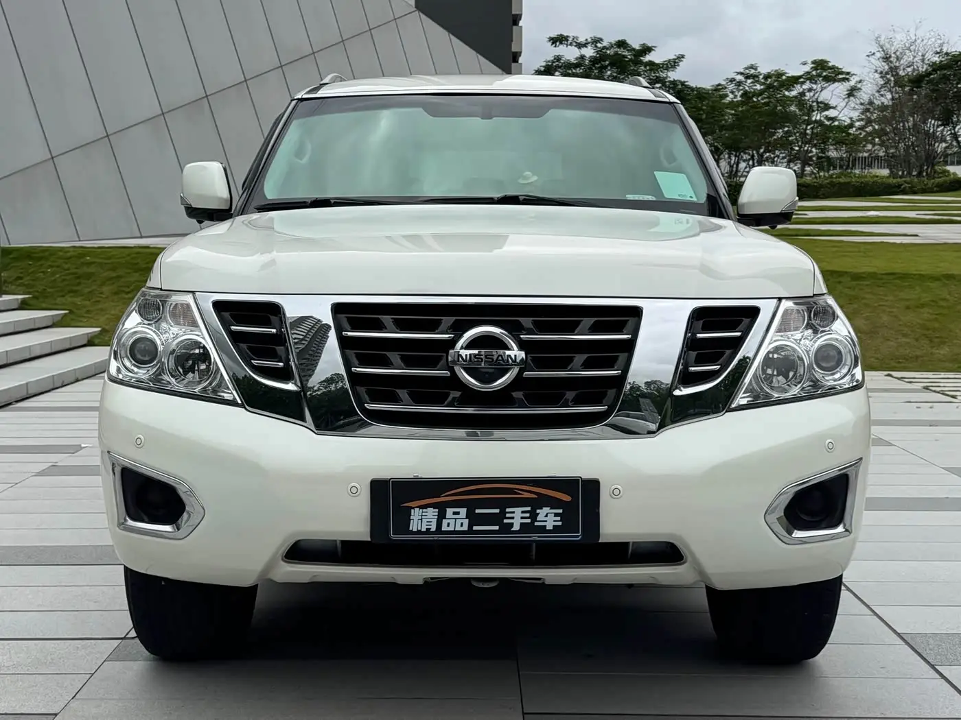Nissan Patrol 2019 — Photo 3/20
