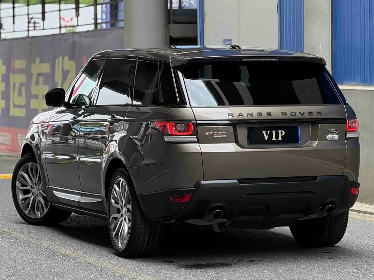 Land Rover Range Rover Sport 2014 — Фото 6/17