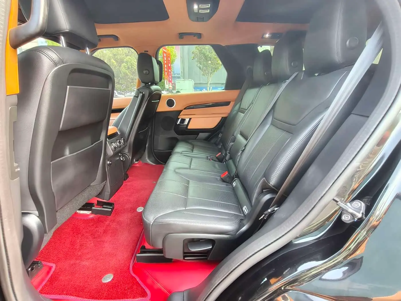 Land Rover Discovery 2020 — Фото 16/16