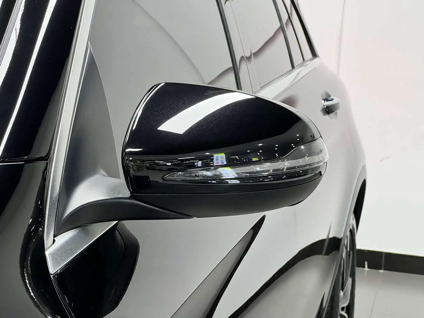 Mercedes-Benz GLC 2021 — Photo 11/20