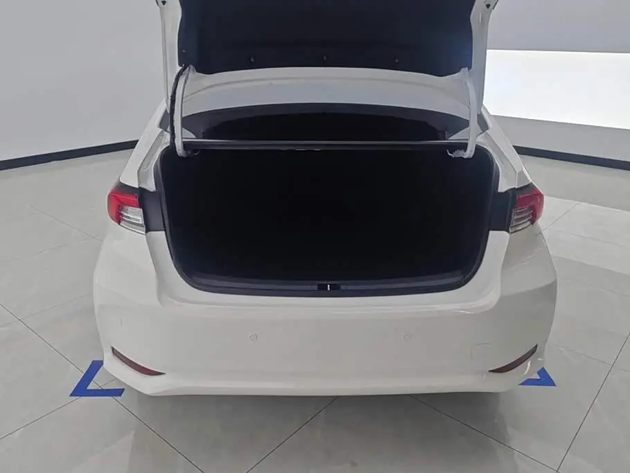 Toyota Corolla 2024 — Photo 4/16
