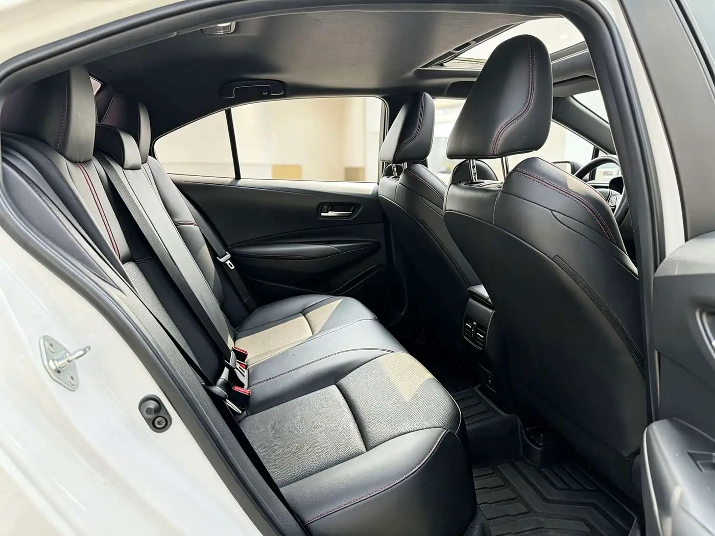 Toyota Levin 2023 — Photo 8/12