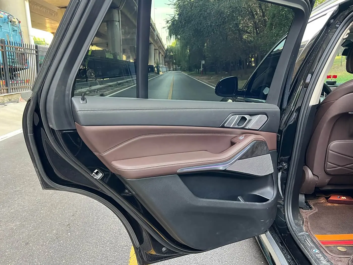 BMW X5 2024 — Photo 6/16