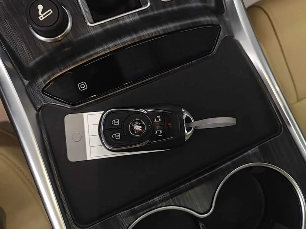 Buick GL8 2024 — ფოტო 16/19